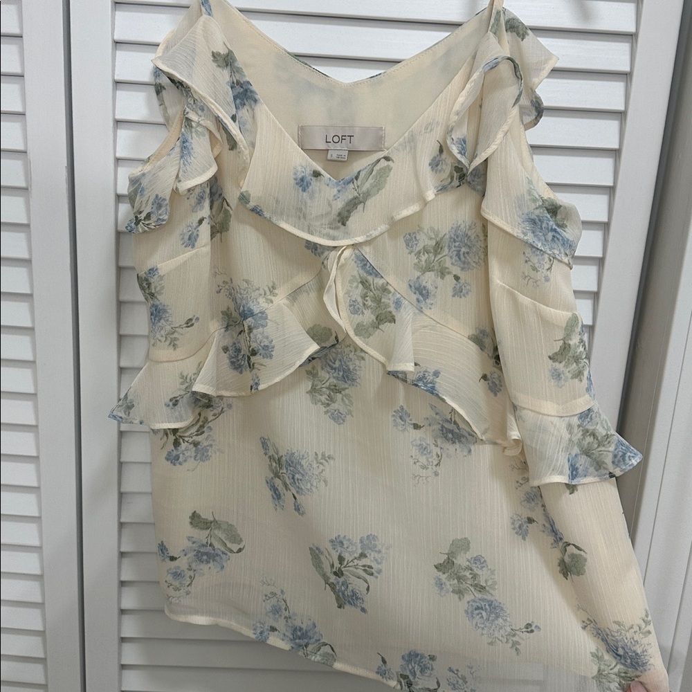 Loft Floral Ruffle Cream Top - Picture 5 of 5